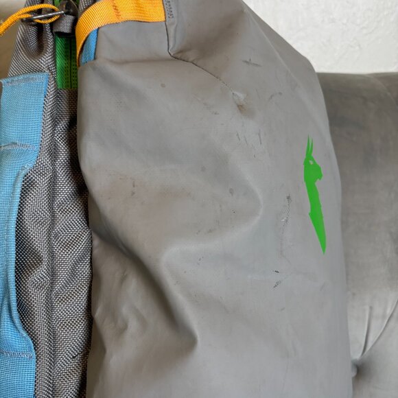 Cotopaxi Allpa 28L Del Día Travel Pack – Multicolor Adventure Backpack Unisex - Picture 11 of 14